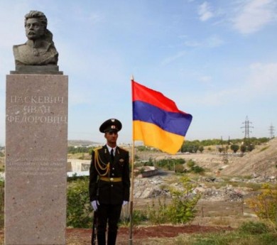 Пам’ятник Паскевичу в Єревані