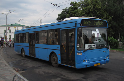 Життя без УМАКу забезпечують автобуси з резервних маршрутів