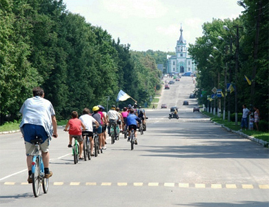 У Кобеляках день міста відзначили велопробігом