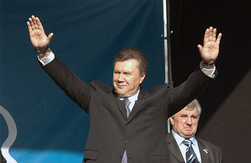 Полтавські високопосадовці думають, чи їхати в Крим на день народження Януковича