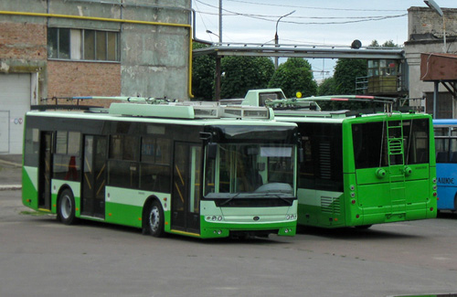 Новые троллейбусы «Богдан» на территории завода