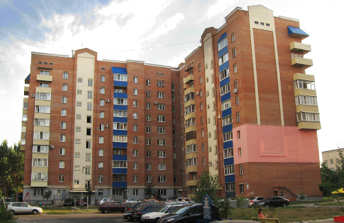 Многоэтажка на бульваре Б.Хмельницкого, 12а