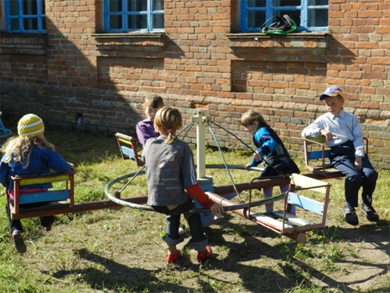 «Фронт Змін» разом із батьками відстояв дві школи у Миргородському районі