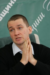 Сергій Хомінков також зазначив, що апатія виборців, яка була в першому турі, залишилася і в другому