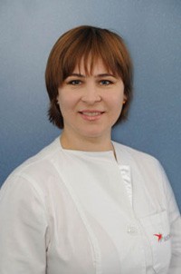 Хірург-стоматолог Світлана Коломієць