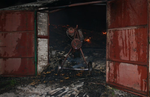 На Полтавщині згоріло велике зерносховище