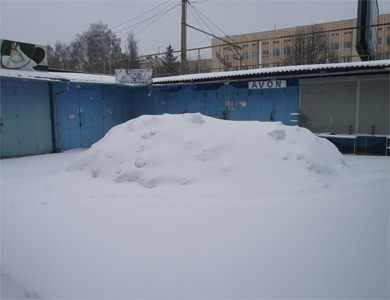 У «Полімпексі» вважають, що той, хто прибирає сніг, про це не кричить