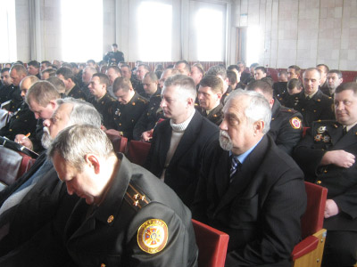 Холоднеча не завадила полтавським МНСникам підбити підсумки роботи за 2011 рік