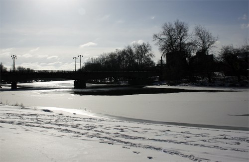 Міст через річку Ворску