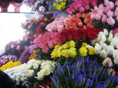 Сколько стоят цветы в Полтаве на 8 Марта