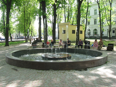 фонтан в Студенческом парке