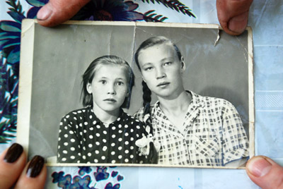 Сестри Тетяна і Роза в дитинстві | Фото з архіву Тетяни Сизоненко