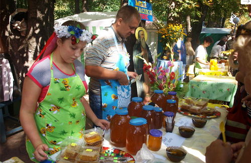 У Полтаві відкрили Свято меду