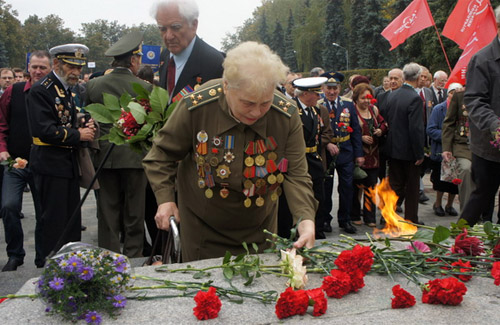 Полтава вшанувала загиблих воїнів-визволителів
