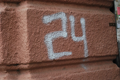 У Полтаві почало з’являтися загадкове число «24»
