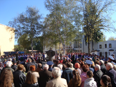 У Полтаві урочисто відкрили пам’ятник Раїсі Кириченко