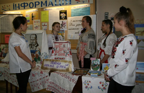 У Полтаві відкрився молодіжний мовно-літературний конкурс 