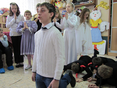 Святий Миколай в особі полтавської влади завітав до дітей з онкозахворюваннями