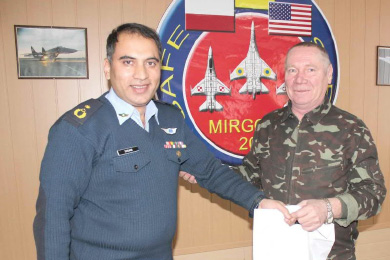 Пакистанські військові льотчики приїхали до Миргорода за досвідом