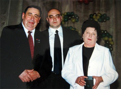 Николай Касьян с женой и сыном