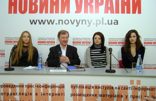 Зліва направо: Яна Кремпоха, Володимир Ромаскевич, Дар’я Сенкевич, Ірина Гусева