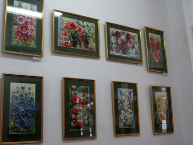 У Полтаві триває художня виставка «Квіти в нашому житті»