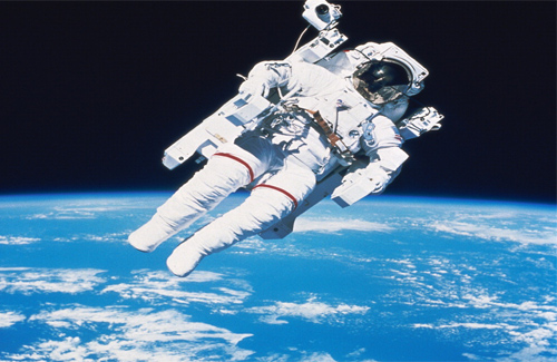 Всесвітній день авіації та космонавтики