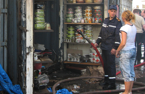 Во время пожара на полтавском рынке никто не пострадал