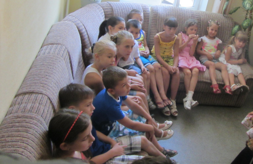 Дети в кабинете Наталии Дороховой