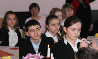 У полтавській гімназії № 13 російськомовні учні опановують українську за місяць