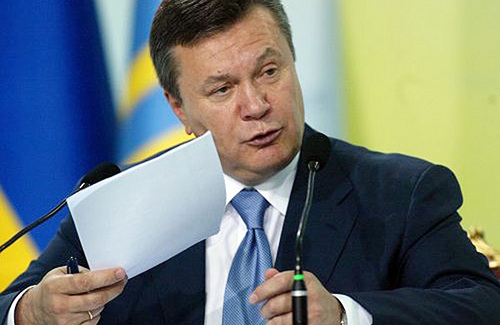Янукович «освятив» зміну правил місцевих виборів