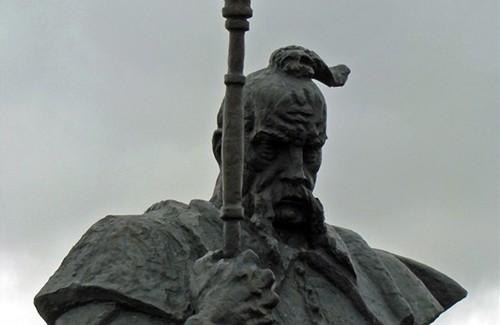 Пам’ятник останньому кошовому отаману Запорізької Січі Петру Калнишевському