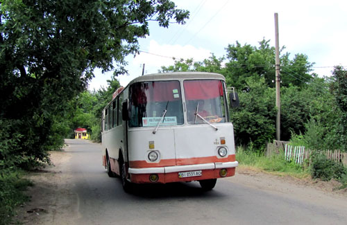 Автобус ЛАЗ 10-го маршруту