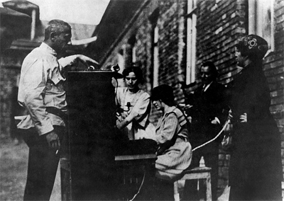 В 1922 году в Москве услышали концерт, переданный из Нижнего Новгорода