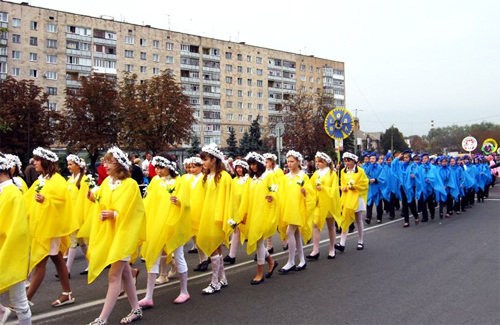 Святковий парад в Лубнах