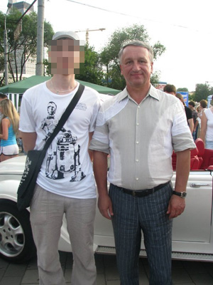 Фотография бота «stas_pl» вместе с мэром Днепропетровска Николаем Куличенко