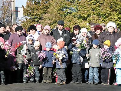 В Кобеляках открыли памятник Николаю Касьяну
