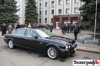 Большинство депутатов Кременчуга приехали на первую сессию на иномарках