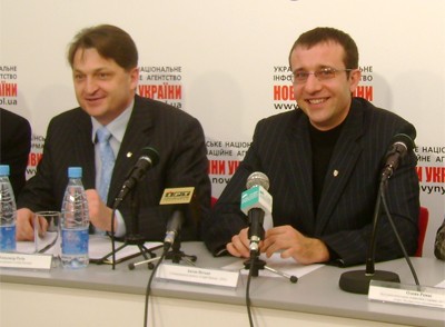 Олександр Русін та Антон Петько під час прес-конференції