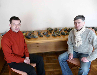 Організатори виставки Євген Хорольський (ліворуч) та Руслан Меджидов