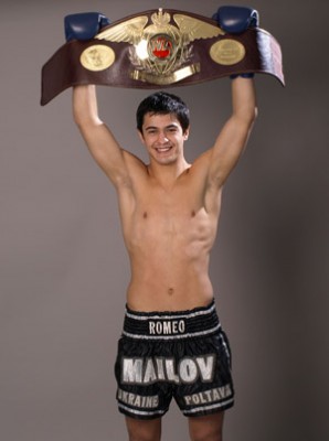 Роман Маилов — чемпион мира по кикбоксингу