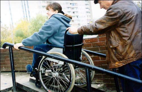 В Полтаве для инвалидов недоступно образование