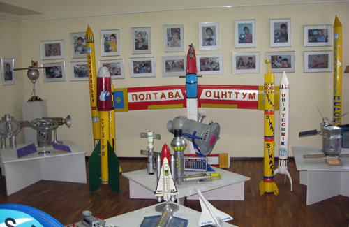 Виставка моделей космічних апаратів