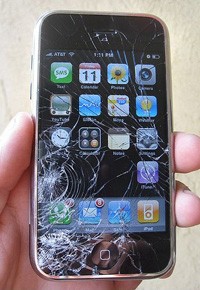 Розбитий iPhone