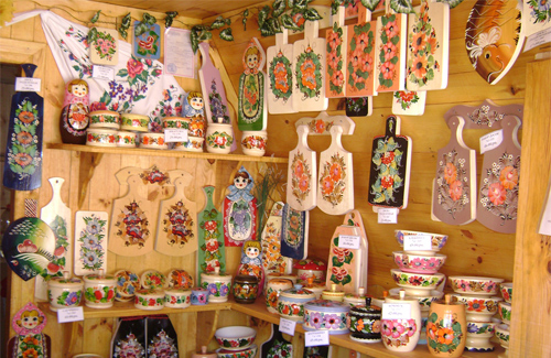 Сувенірний цех Миргородського лісгоспу виготовляє більше 40 видів декоративних виробів
