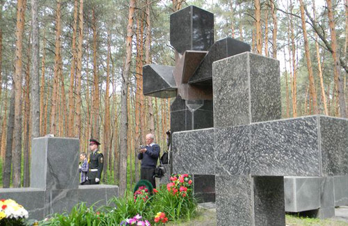 На Полтавщині вшанували пам’ять жертв голодомору і політичних репресій