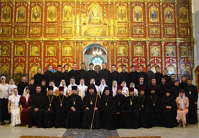 В Полтавской духовной семинарии выпустили псаломщиков и иконописцев