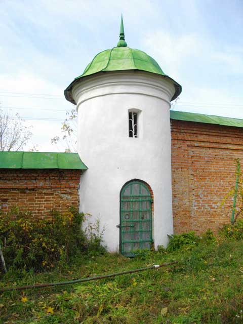 Вежа монастирського муру