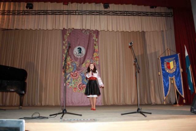 Всеукраїнський фестиваль-конкурс вокально-хорового мистецтва «Пісенний край»