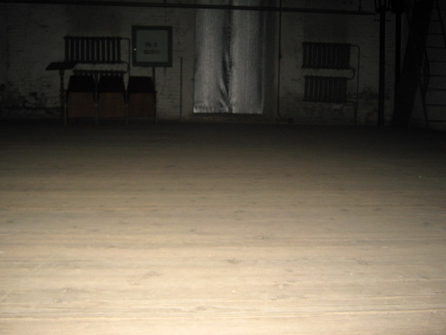 Підлога на сцені